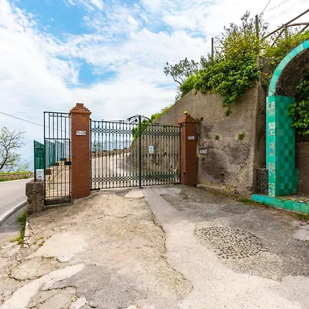 Casa vacanze Starhost - Marcella Con Terrazza E Giardino Vista Mare *