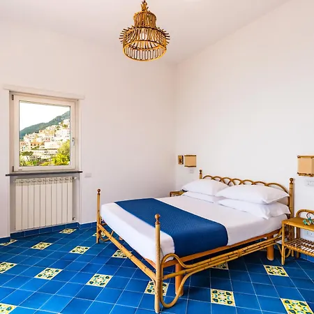 Casa vacanze Starhost - Marcella Con Terrazza E Giardino Vista Mare Vietri